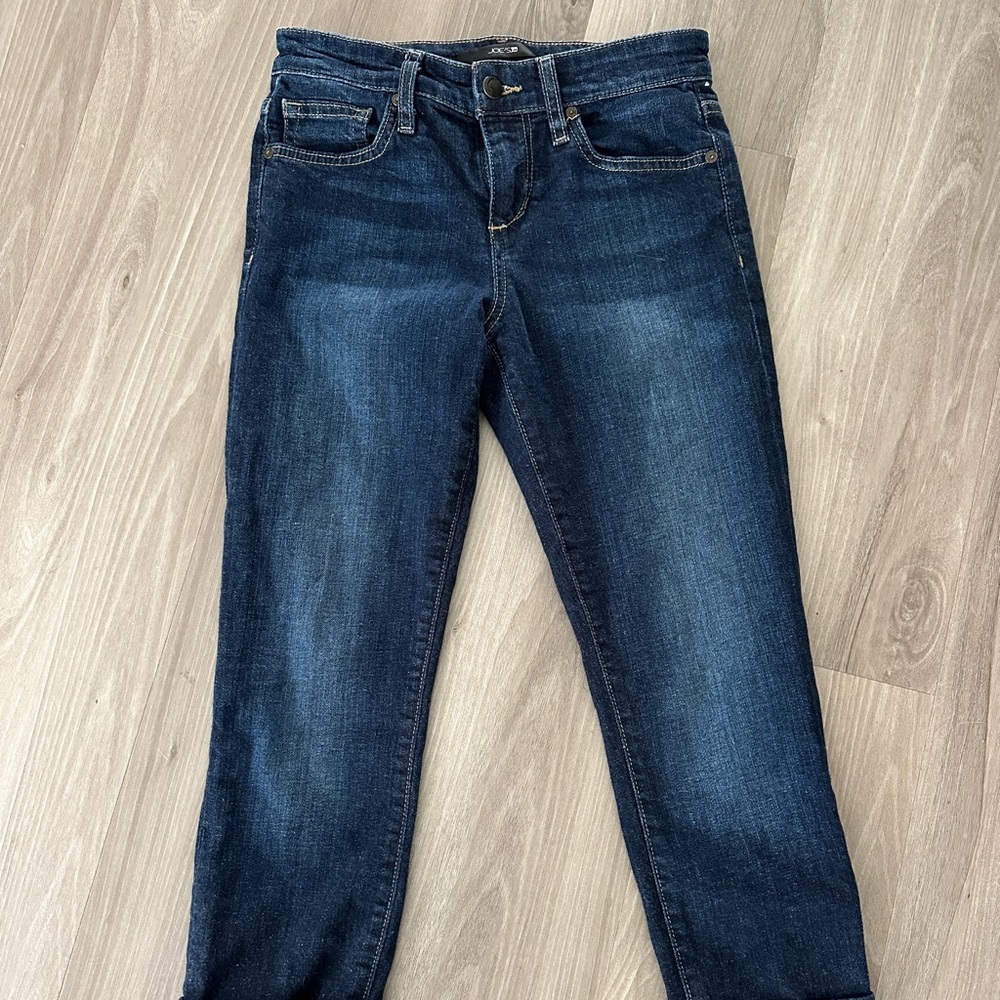 Joe’s Jeans Dark Wash Rolled Cuff Skinny Jeans (Women’s Size 25)